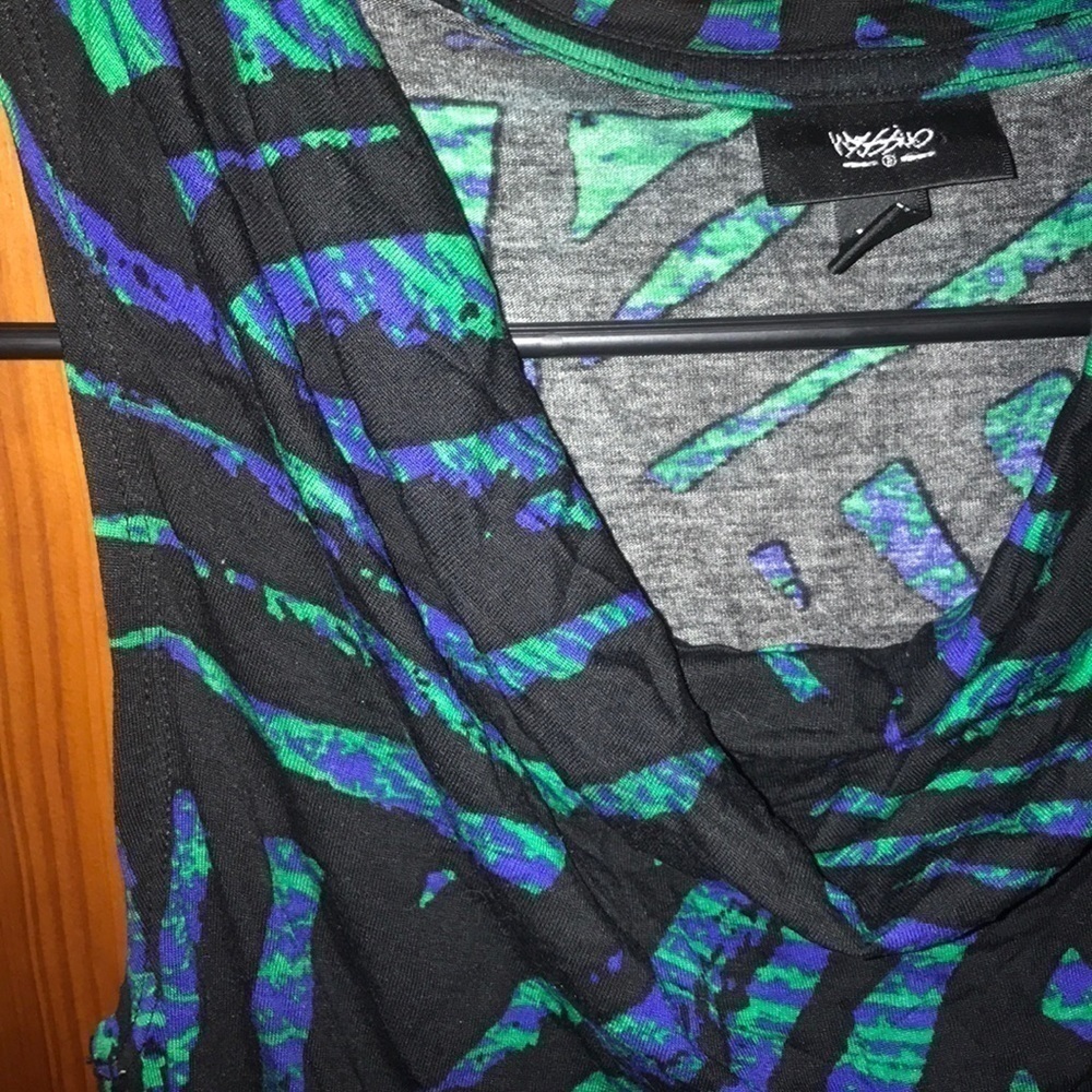 Mossimo Patterned cowl neck tank - Picture 3 of 4
